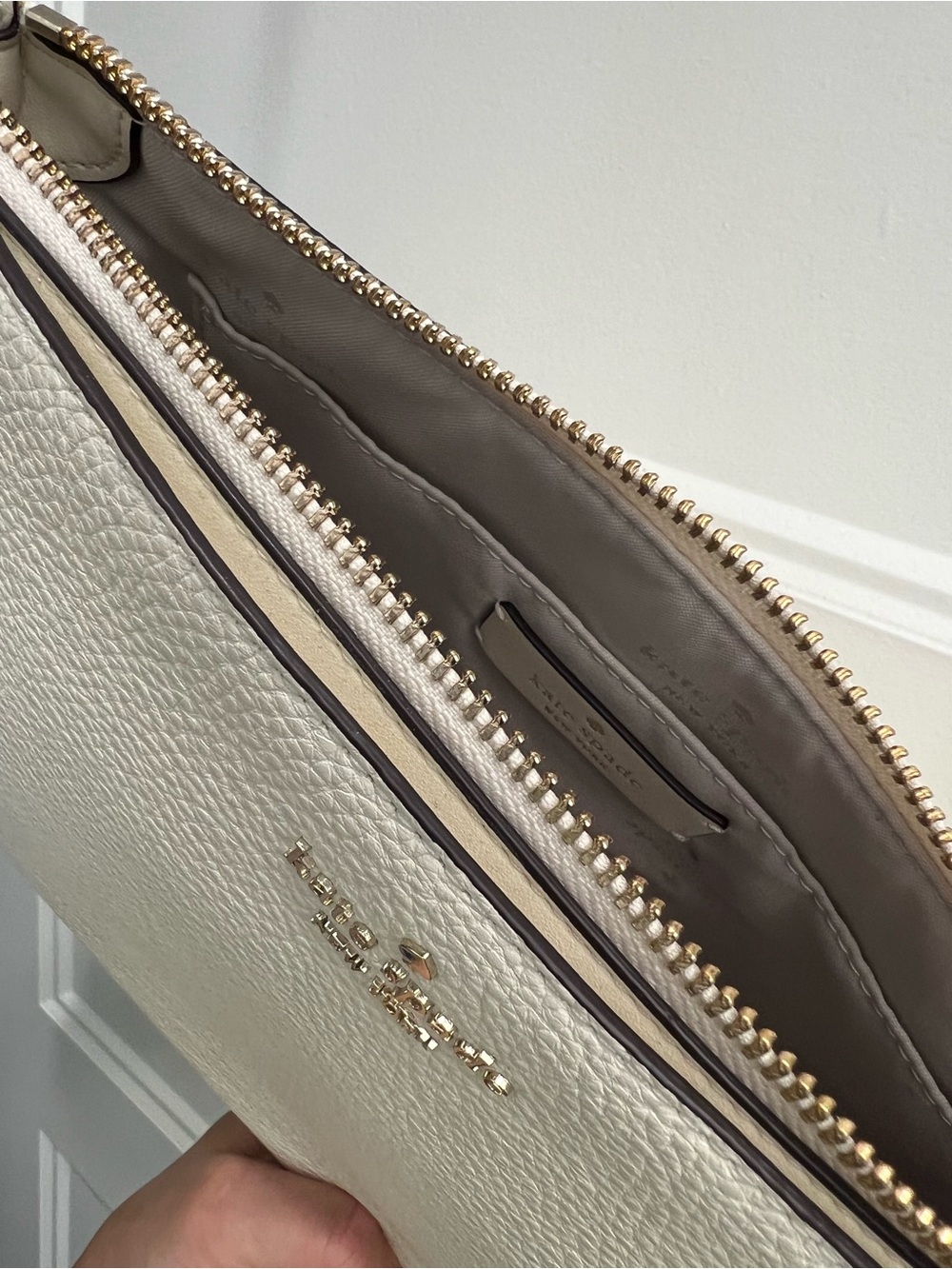 Leila Medium Crossbody -Meringue - Picture 8 of 12